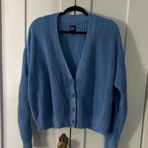 GAP Women's Light Blue Ribbed V-Neck Button Cardigan